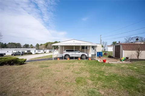 Exterior - 7 Lane D Dr, Coventry, RI 02816 photo 5 of 7