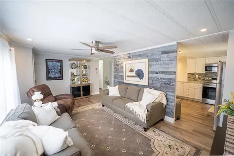 Living - 7 Lane D Dr, Coventry, RI 02816 photo 2 of 3