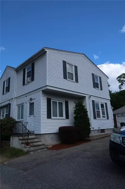 23 Ferncliff Ave, North Providence, RI 02911