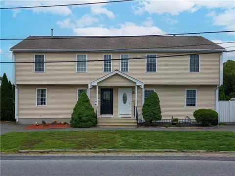 40 Carpenter St, Cumberland, RI 02864