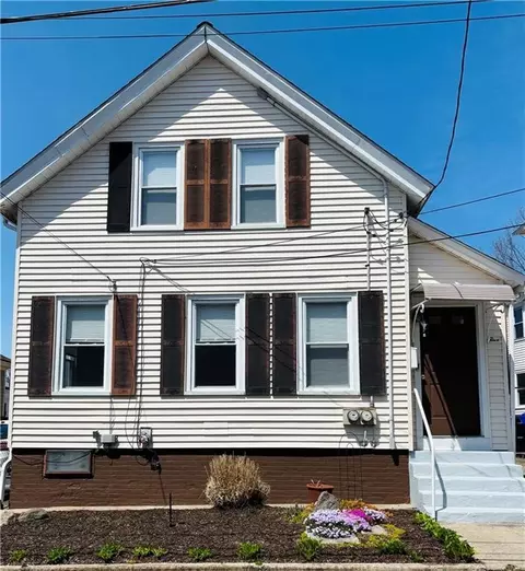 5 Rosemont Ter, North Providence, RI 02911