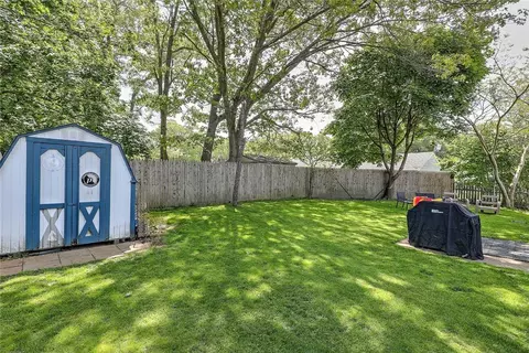92 Chatworth Ave, Warwick, RI 02886 photo 19