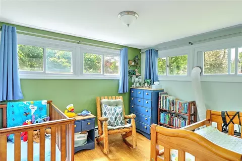 92 Chatworth Ave, Warwick, RI 02886 photo 15