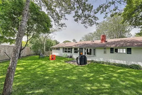 92 Chatworth Ave, Warwick, RI 02886 photo 18
