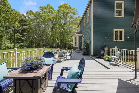 Exterior - 17 Chappell Place Ln, Exeter, RI 02822 photo 6 of 16