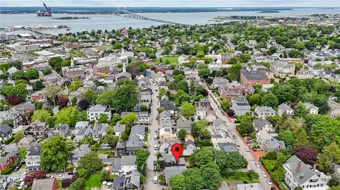 42 Sherman St, Newport, RI 02840