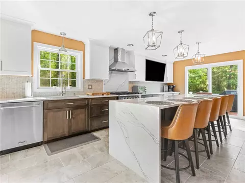511 Central Pike, Scituate, RI 02857 photo 8
