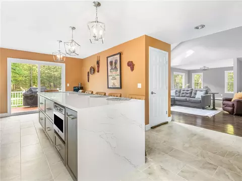 511 Central Pike, Scituate, RI 02857 photo 12
