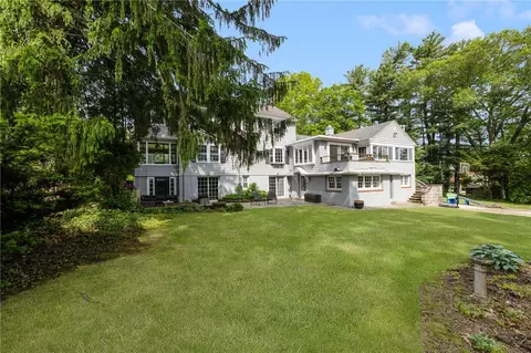 2 Carvin Ct, Warwick, RI 02886 photo 33