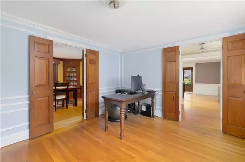2 Carvin Ct, Warwick, RI 02886 photo 9