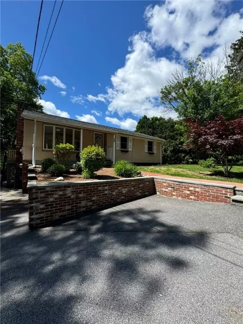 49 Greenbush Rd, West Warwick, RI 02893