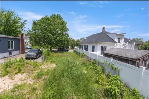 37 Murray St, Providence, RI 02909