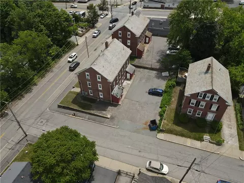 26 Farm St, Woonsocket, RI 02895 photo 39