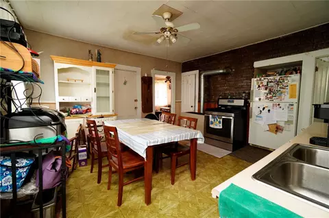 26 Farm St, Woonsocket, RI 02895 photo 15