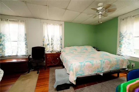 26 Farm St, Woonsocket, RI 02895 photo 19