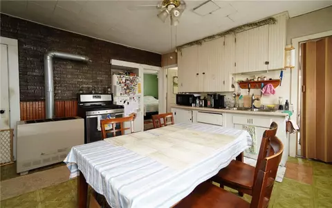 26 Farm St, Woonsocket, RI 02895 photo 16