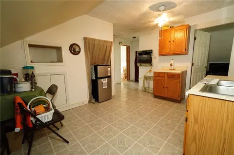 26 Farm St, Woonsocket, RI 02895 photo 28