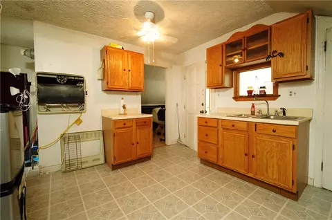 26 Farm St, Woonsocket, RI 02895 photo 27