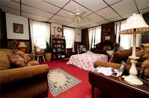 26 Farm St, Woonsocket, RI 02895 photo 7