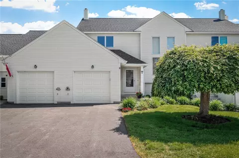 96 Nipmuc Trl #B, North Providence, RI 02904