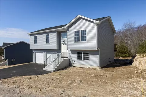 24 Sterling Ridge Ln, Sterling, CT 06377