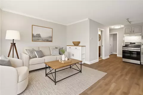Living - 3940 Post Rd #38, Warwick, RI 02886 photo 2 of 5