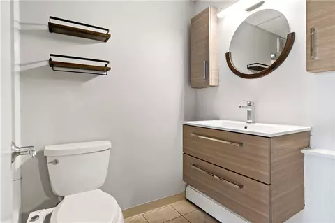 Bath - 3940 Post Rd #38, Warwick, RI 02886 photo 1 of 2