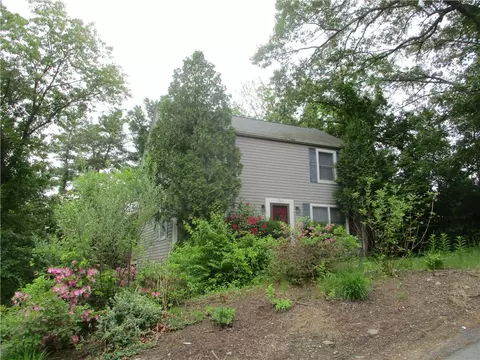 150 Prospect St, Manville, RI 02838
