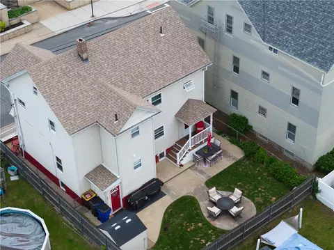 View/Area - 522 Slade St, Fall River, MA 02724 photo 2 of 2
