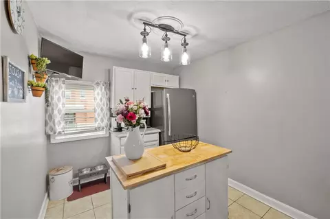 Kitchen - 522 Slade St, Fall River, MA 02724 photo 4 of 7