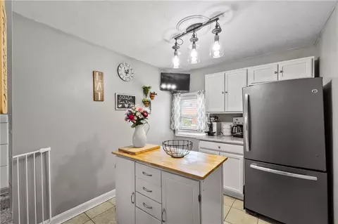 Kitchen - 522 Slade St, Fall River, MA 02724 photo 6 of 7