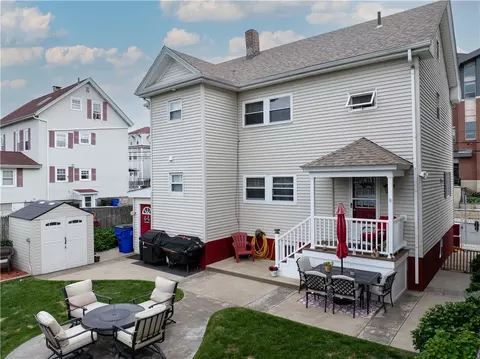 Exterior - 522 Slade St, Fall River, MA 02724 photo 3 of 6