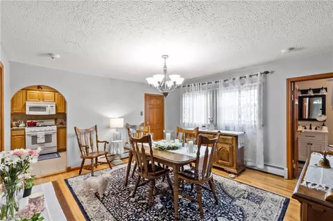 Dining - 522 Slade St, Fall River, MA 02724 photo 3 of 4