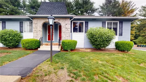 127 Pleasant View Ave #34, Smithfield, RI 02917