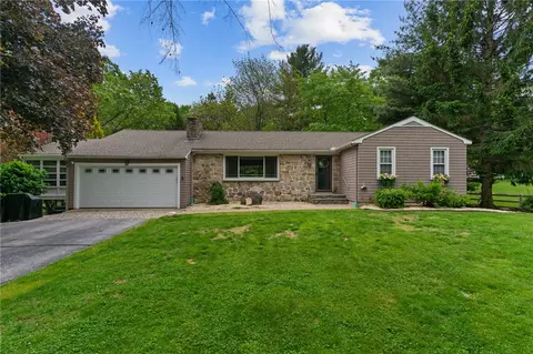 2594 Division Rd, East Greenwich, RI 02818