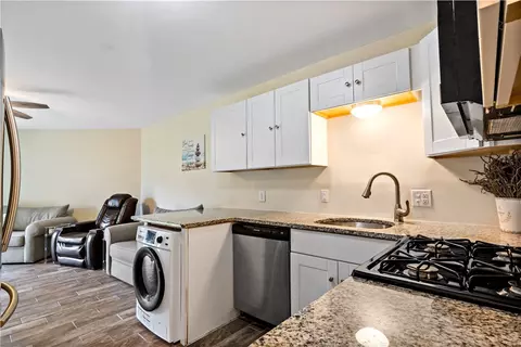 Kitchen - 3940 Post Rd #30, Warwick, RI 02886 photo 2 of 5