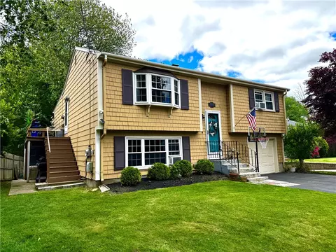 69 Canning St, Cumberland, RI 02864
