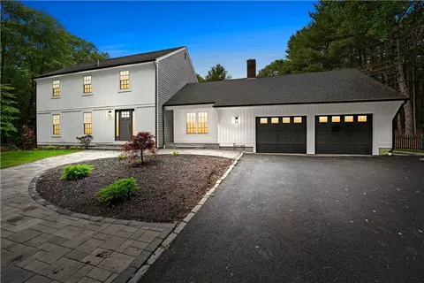 1575 Middle Rd, East Greenwich, RI 02818