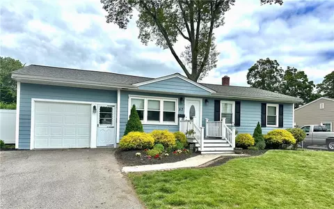 57 Lorraine Ave, Coventry, RI 02816