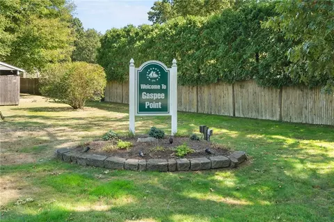 50 Lane 1 St, Warwick, RI 02888