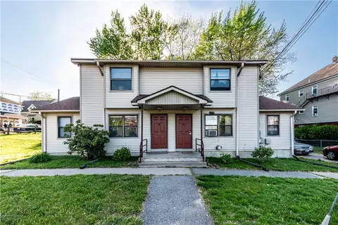 12 Northeast St, Woonsocket, RI 02895