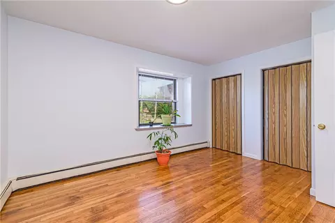 12 Northeast St, Woonsocket, RI 02895 photo 15