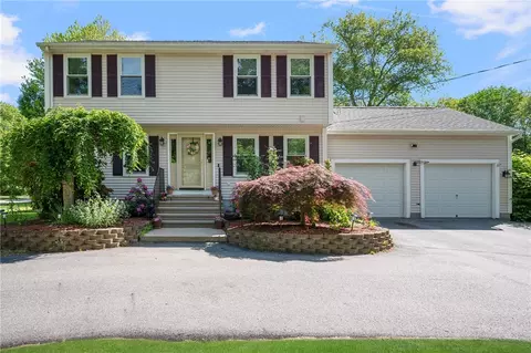 680 S Main St, Pascoag, RI 02859