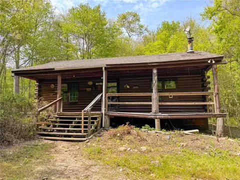 2891 S County Trl, West Kingston, RI 02892