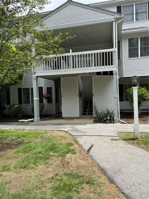 37 Trellis Dr #37, West Warwick, RI 02893