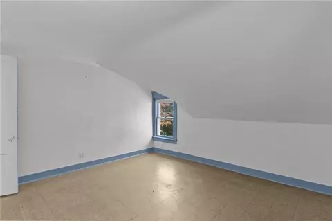 Bedroom - 10 Liberty Rd, Exeter, RI 02822 photo 3 of 8