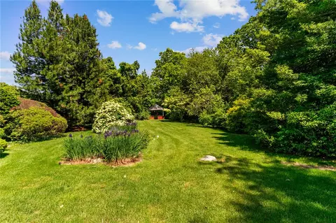 Exterior - 10 Liberty Rd, Exeter, RI 02822 photo 8 of 15