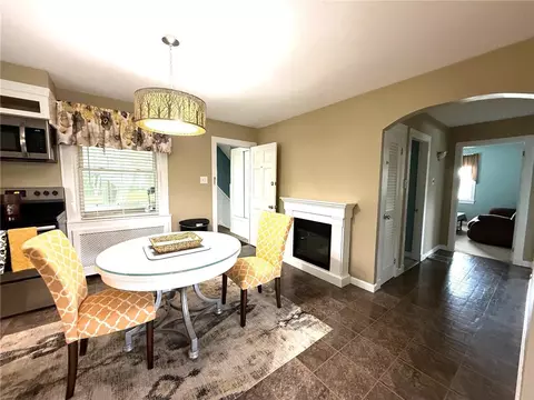 Dining - 183 Linden Ave, Woonsocket, RI 02895 photo 1 of 1
