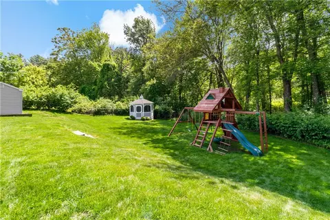 7 Mountain Laurel Dr, Coventry, RI 02816 photo 40