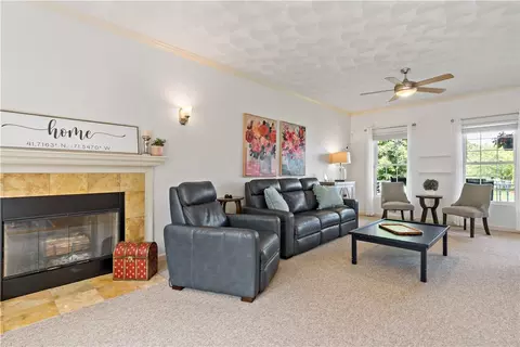 7 Mountain Laurel Dr, Coventry, RI 02816 photo 4